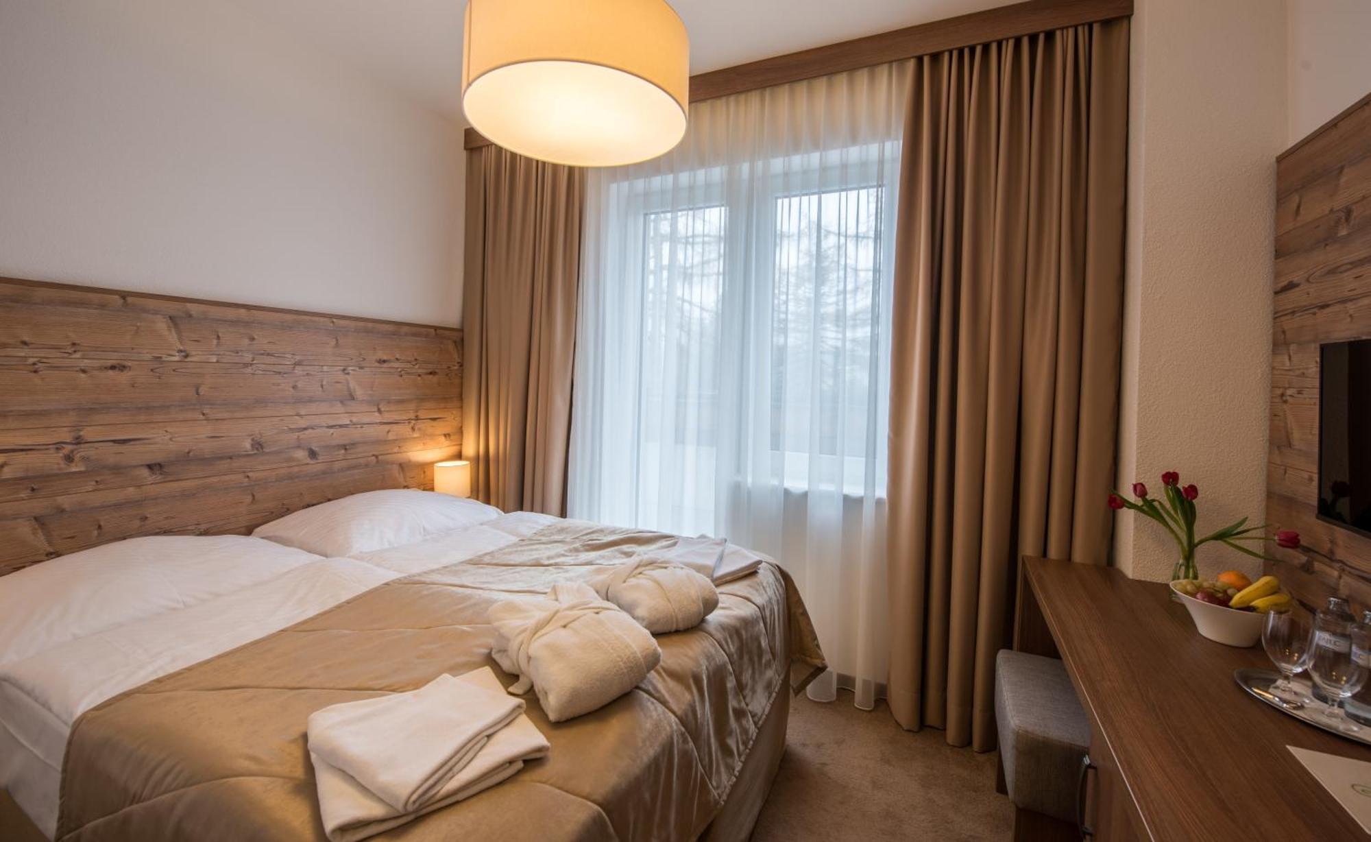 Sport Hotel *** 多纳瓦利 外观 照片