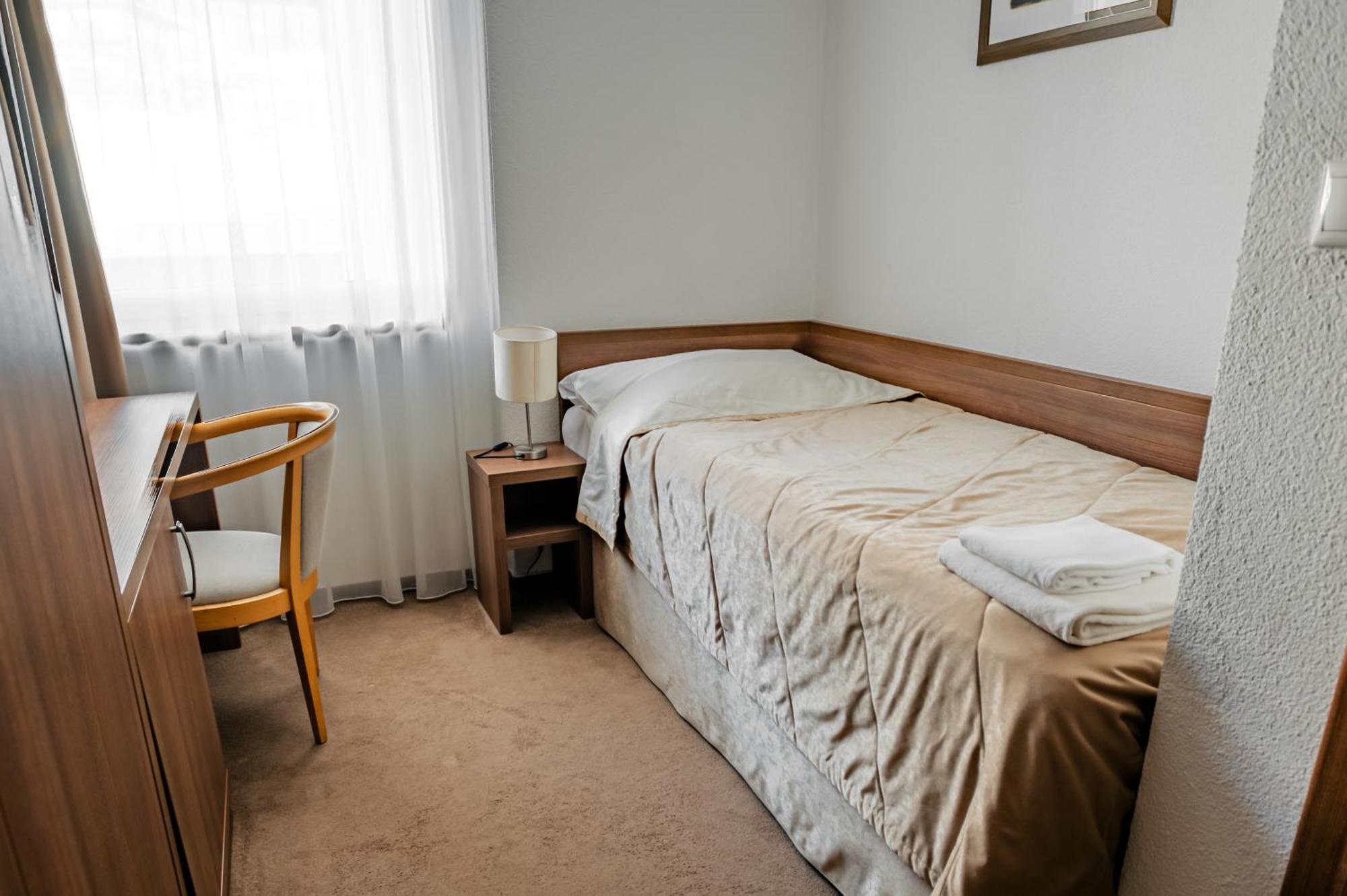 Sport Hotel *** 多纳瓦利 外观 照片