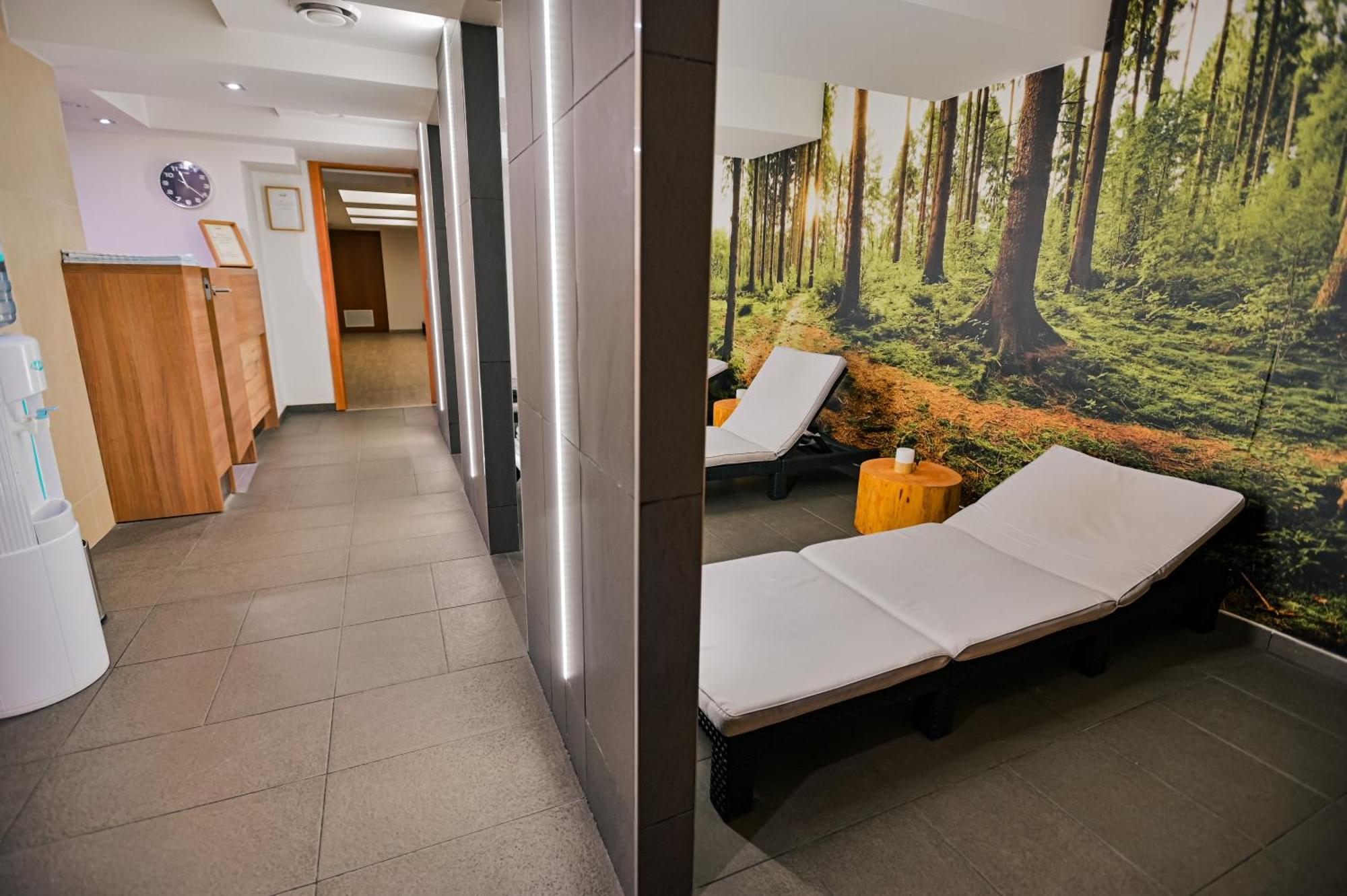 Sport Hotel *** 多纳瓦利 外观 照片